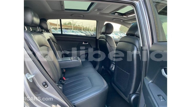 Big with watermark kia sportage bomi county import dubai 2381