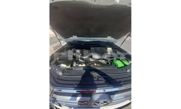 Buy Import Toyota Land Cruiser Black Car in Import - Dubai in Bomi County Buy Import Toyota Land Cruiser Black Car in Import - Dubai in Bomi County