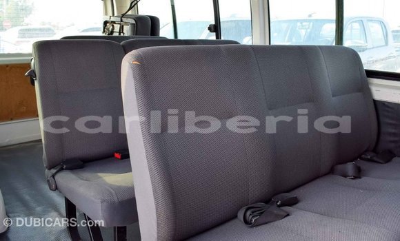 Buy Import Toyota Hiace White Car in Import - Dubai in Bomi County Buy Import Toyota Hiace White Car in Import - Dubai in Bomi County