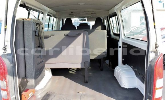 Buy Import Toyota Hiace White Car in Import - Dubai in Bomi County Buy Import Toyota Hiace White Car in Import - Dubai in Bomi County