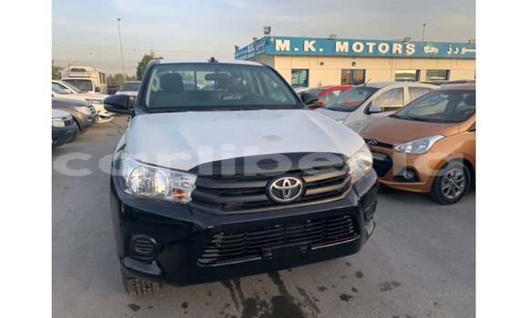 Medium with watermark toyota hilux bomi county import dubai 2438