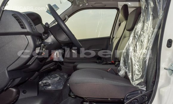 Buy Import Toyota Hiace White Car in Import - Dubai in Bomi County Buy Import Toyota Hiace White Car in Import - Dubai in Bomi County