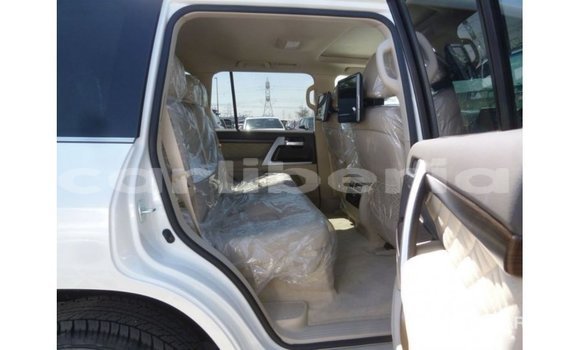 Buy Import Toyota Land Cruiser White Car in Import - Dubai in Bomi County Buy Import Toyota Land Cruiser White Car in Import - Dubai in Bomi County
