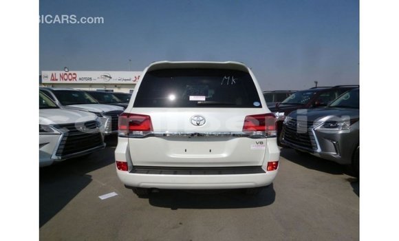 Buy Import Toyota Land Cruiser White Car in Import - Dubai in Bomi County Buy Import Toyota Land Cruiser White Car in Import - Dubai in Bomi County