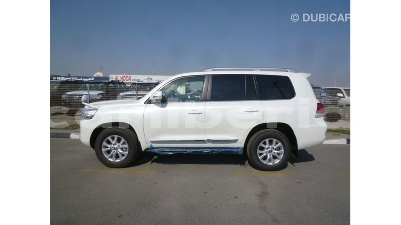 Big with watermark toyota land cruiser bomi county import dubai 2460