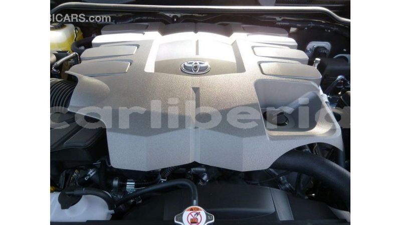 Big with watermark toyota land cruiser bomi county import dubai 2460