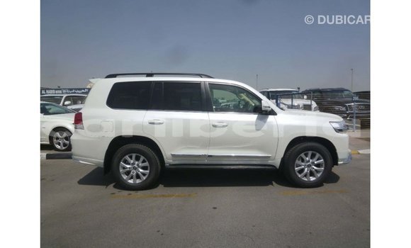 Buy Import Toyota Land Cruiser White Car in Import - Dubai in Bomi County Buy Import Toyota Land Cruiser White Car in Import - Dubai in Bomi County