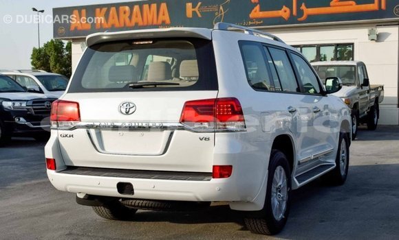 Buy Import Toyota Land Cruiser White Car in Import - Dubai in Bomi County Buy Import Toyota Land Cruiser White Car in Import - Dubai in Bomi County