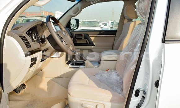 Buy Import Toyota Land Cruiser White Car in Import - Dubai in Bomi County Buy Import Toyota Land Cruiser White Car in Import - Dubai in Bomi County