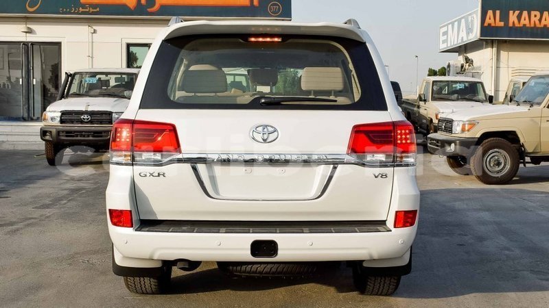 Big with watermark toyota land cruiser bomi county import dubai 2472