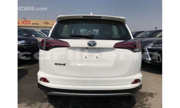 Buy Import Toyota HiAce White Truck in Import - Dubai in Bomi County Buy Import Toyota HiAce White Truck in Import - Dubai in Bomi County