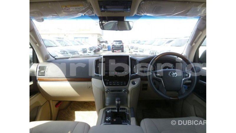Big with watermark toyota land cruiser bomi county import dubai 2486