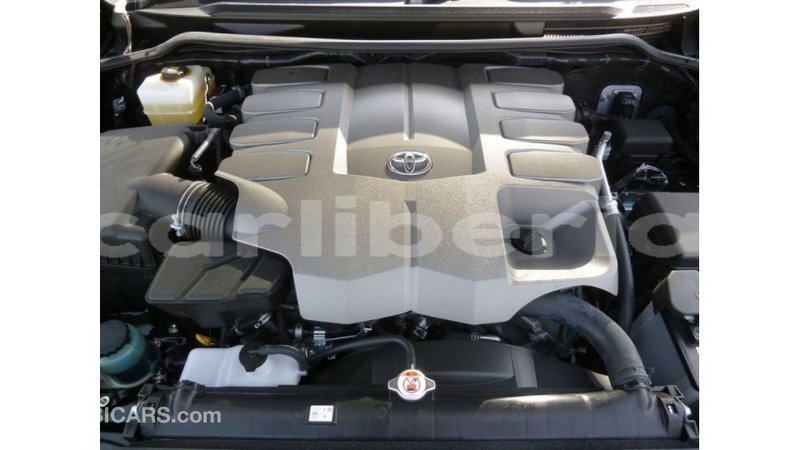 Big with watermark toyota land cruiser bomi county import dubai 2486