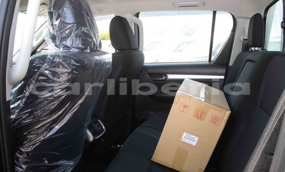 Acheter Import Voiture Toyota Hilux Autre à Import - Dubai, Comté de Bomi Acheter Import Voiture Toyota Hilux Autre à Import - Dubai, Comté de Bomi