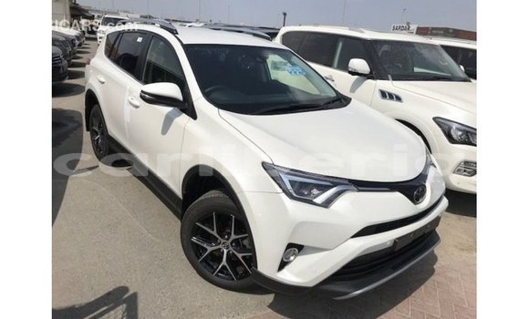 Buy Import Toyota HiAce White Truck in Import - Dubai in Bomi County Buy Import Toyota HiAce White Truck in Import - Dubai in Bomi County
