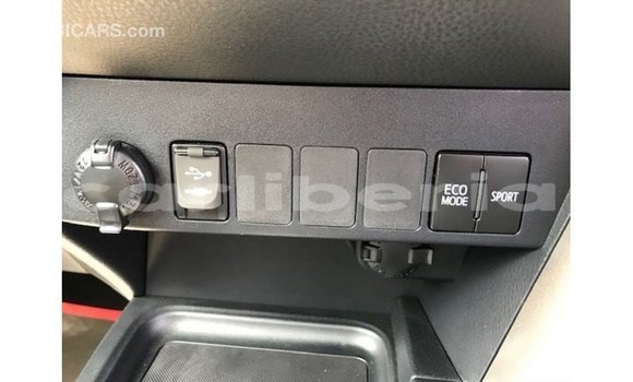 Buy Import Toyota HiAce White Truck in Import - Dubai in Bomi County Buy Import Toyota HiAce White Truck in Import - Dubai in Bomi County