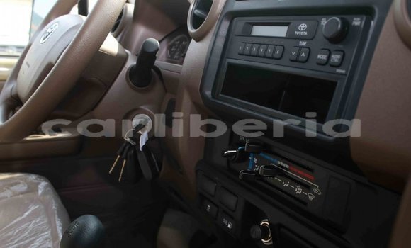 Buy Import Toyota Land Cruiser Beige Car in Import - Dubai in Bomi County Buy Import Toyota Land Cruiser Beige Car in Import - Dubai in Bomi County