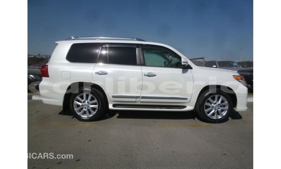 Buy Import Toyota Land Cruiser White Car in Import - Dubai in Bomi County Buy Import Toyota Land Cruiser White Car in Import - Dubai in Bomi County