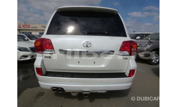 Buy Import Toyota Land Cruiser White Car in Import - Dubai in Bomi County Buy Import Toyota Land Cruiser White Car in Import - Dubai in Bomi County