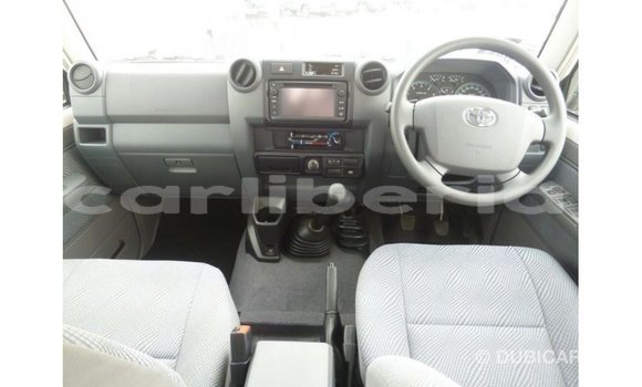 Buy Import Toyota Land Cruiser White Car in Import - Dubai in Bomi County Buy Import Toyota Land Cruiser White Car in Import - Dubai in Bomi County