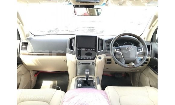 Buy Import Toyota Land Cruiser White Car in Import - Dubai in Bomi County Buy Import Toyota Land Cruiser White Car in Import - Dubai in Bomi County