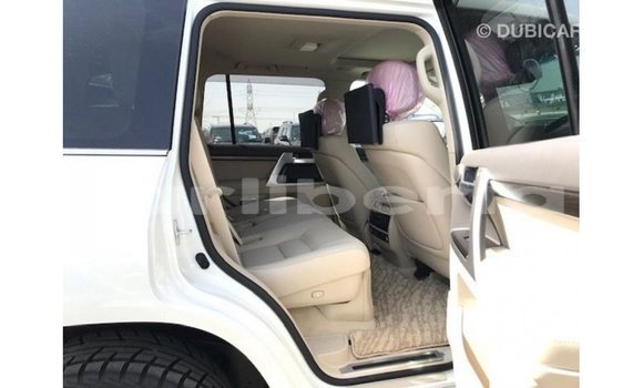 Buy Import Toyota Land Cruiser White Car in Import - Dubai in Bomi County Buy Import Toyota Land Cruiser White Car in Import - Dubai in Bomi County