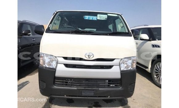 Buy Import Toyota Hiace White Car in Import - Dubai in Bomi County Buy Import Toyota Hiace White Car in Import - Dubai in Bomi County