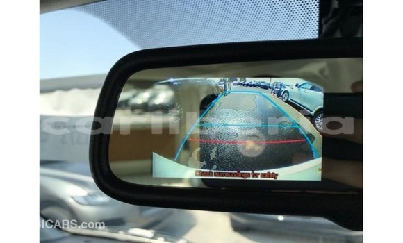 Buy Import Toyota Hiace White Car in Import - Dubai in Bomi County Buy Import Toyota Hiace White Car in Import - Dubai in Bomi County