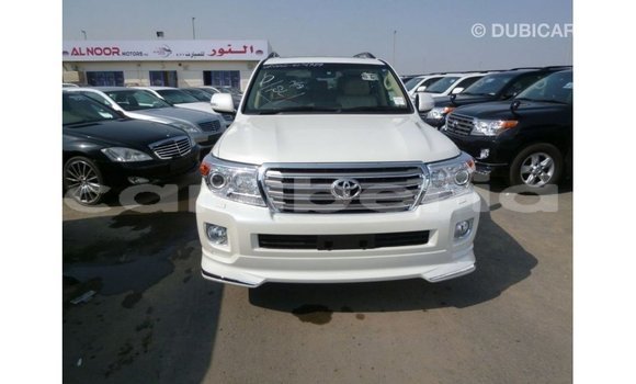 Buy Import Toyota Land Cruiser White Car in Import - Dubai in Bomi County Buy Import Toyota Land Cruiser White Car in Import - Dubai in Bomi County