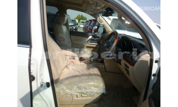 Buy Import Toyota Land Cruiser White Car in Import - Dubai in Bomi County Buy Import Toyota Land Cruiser White Car in Import - Dubai in Bomi County