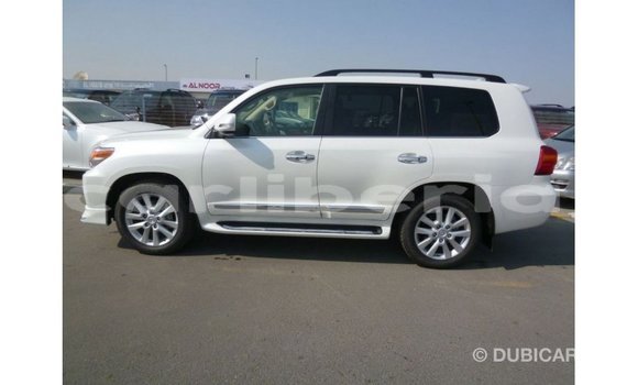Buy Import Toyota Land Cruiser White Car in Import - Dubai in Bomi County Buy Import Toyota Land Cruiser White Car in Import - Dubai in Bomi County
