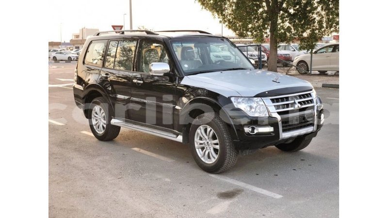 Big with watermark mitsubishi pajero bomi county import dubai 2539