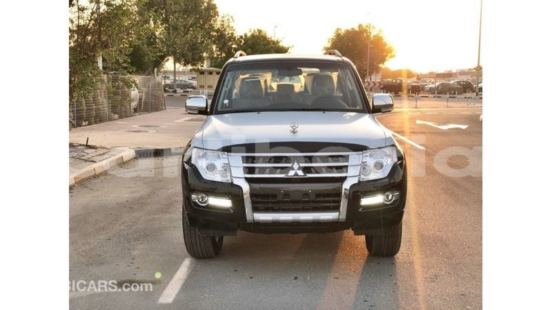 Big with watermark mitsubishi pajero bomi county import dubai 2539