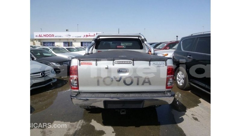 Big with watermark toyota hilux bomi county import dubai 2543