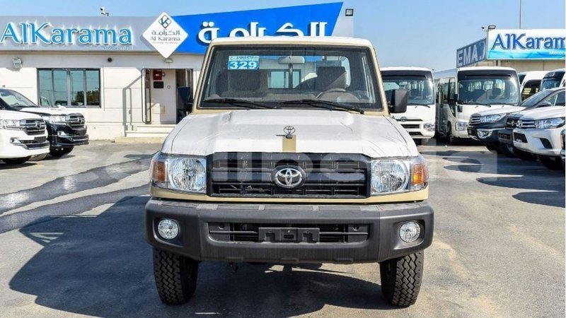 Big with watermark toyota land cruiser bomi county import dubai 2549