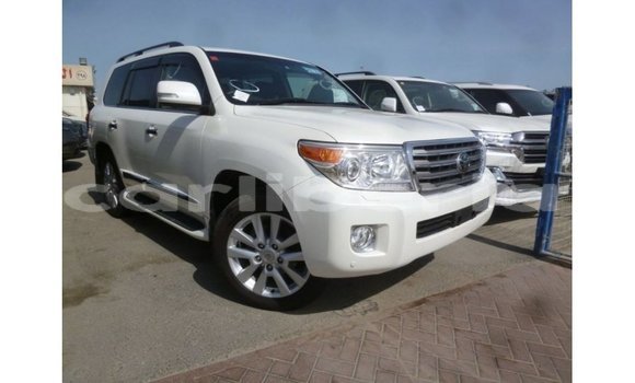 Buy Import Toyota Land Cruiser White Car in Import - Dubai in Bomi County Buy Import Toyota Land Cruiser White Car in Import - Dubai in Bomi County
