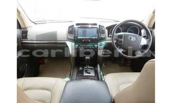 Buy Import Toyota Land Cruiser White Car in Import - Dubai in Bomi County Buy Import Toyota Land Cruiser White Car in Import - Dubai in Bomi County