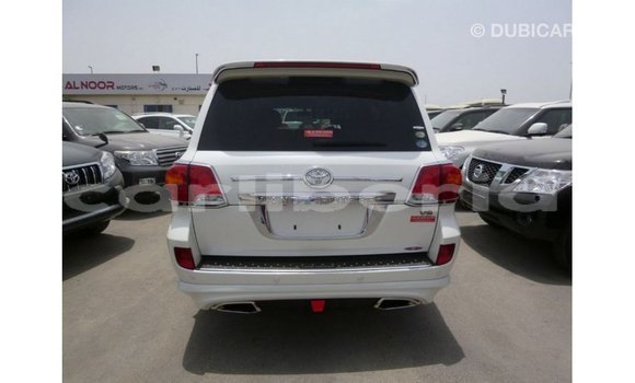 Buy Import Toyota Land Cruiser White Car in Import - Dubai in Bomi County Buy Import Toyota Land Cruiser White Car in Import - Dubai in Bomi County