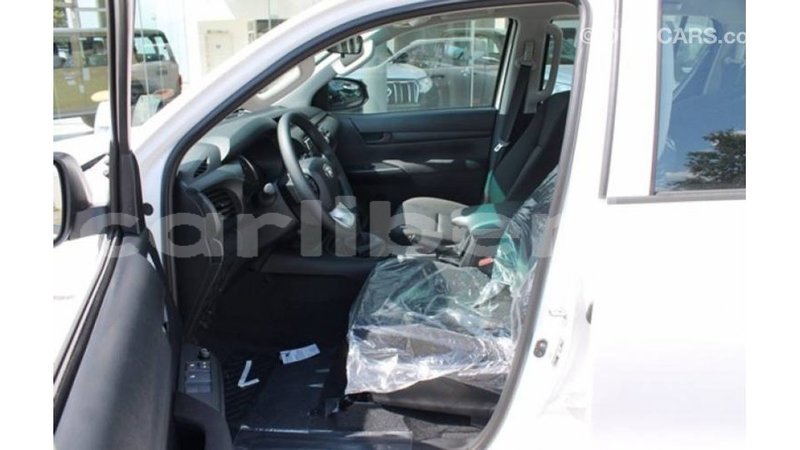 Big with watermark toyota hilux bomi county import dubai 2567