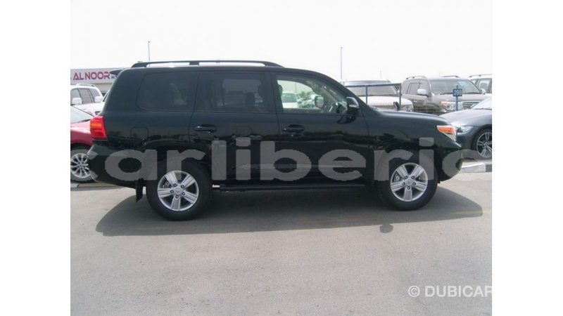 Big with watermark toyota land cruiser bomi county import dubai 2569