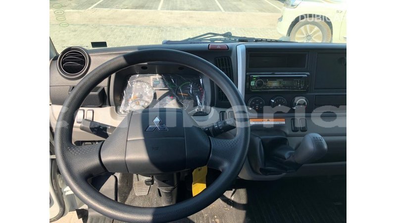 Big with watermark mitsubishi carisma bomi county import dubai 2588