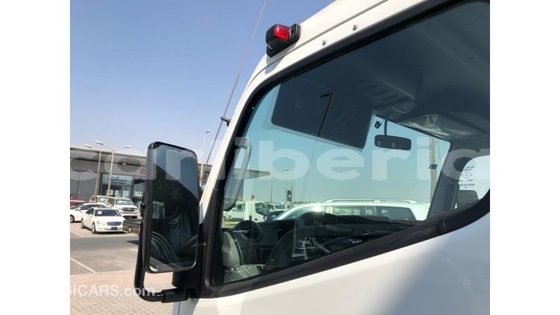 Big with watermark mitsubishi carisma bomi county import dubai 2588