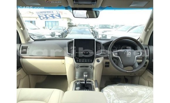Buy Import Toyota Land Cruiser White Car in Import - Dubai in Bomi County Buy Import Toyota Land Cruiser White Car in Import - Dubai in Bomi County