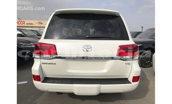 Buy Import Toyota Land Cruiser White Car in Import - Dubai in Bomi County Buy Import Toyota Land Cruiser White Car in Import - Dubai in Bomi County