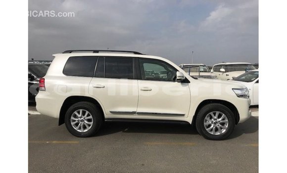 Buy Import Toyota Land Cruiser White Car in Import - Dubai in Bomi County Buy Import Toyota Land Cruiser White Car in Import - Dubai in Bomi County