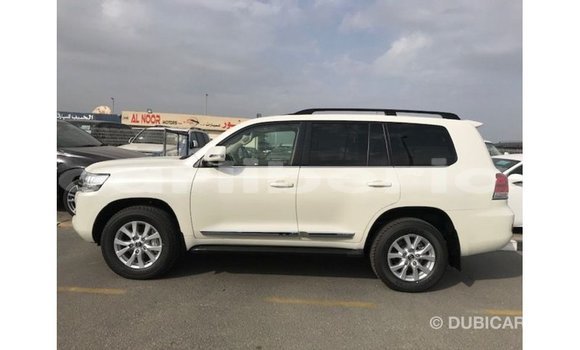 Buy Import Toyota Land Cruiser White Car in Import - Dubai in Bomi County Buy Import Toyota Land Cruiser White Car in Import - Dubai in Bomi County