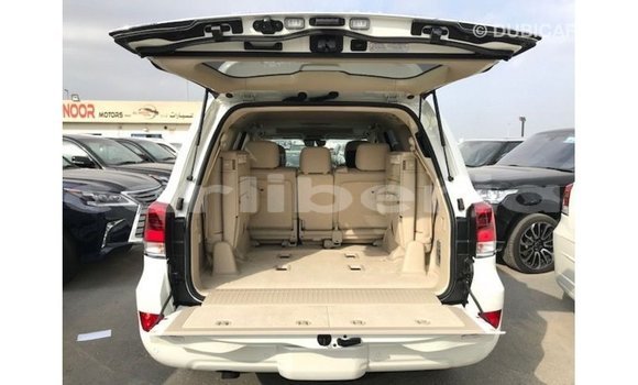 Buy Import Toyota Land Cruiser White Car in Import - Dubai in Bomi County Buy Import Toyota Land Cruiser White Car in Import - Dubai in Bomi County