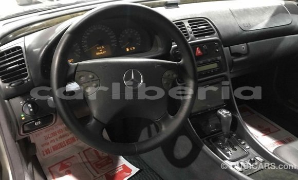 Buy Import Mercedes-Benz 190 (W201) Other Car in Import - Dubai in Bomi County Buy Import Mercedes-Benz 190 (W201) Other Car in Import - Dubai in Bomi County