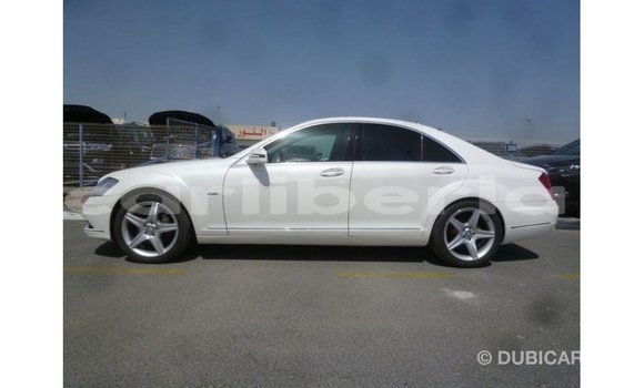 Buy Import Mercedes-Benz 190 White Car in Import - Dubai in Bomi County Buy Import Mercedes-Benz 190 White Car in Import - Dubai in Bomi County