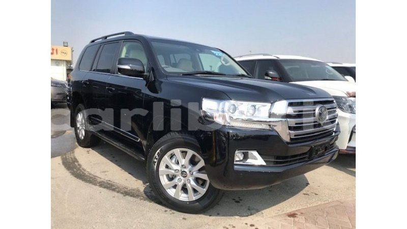 Big with watermark toyota land cruiser bomi county import dubai 2602